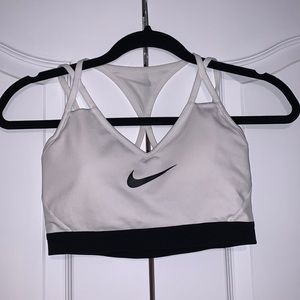 Nike Medium Sports Bra